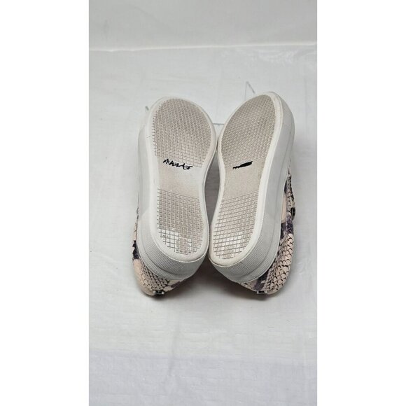 Steve Madden Shoes Women's Gills Slip On Sneakers Snakeskin Print flat size 7 M - Picture 3 of 11